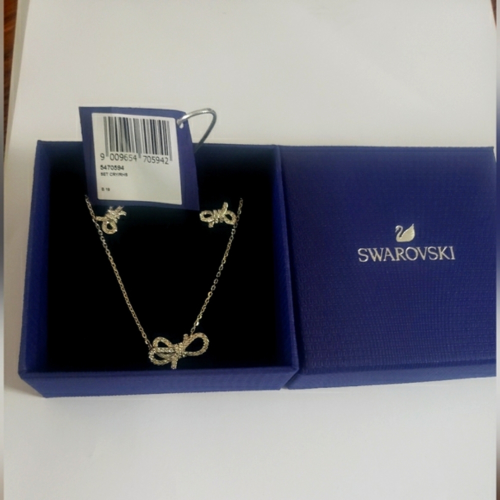 Swarovski Lifelong Bow Set, White 5470594